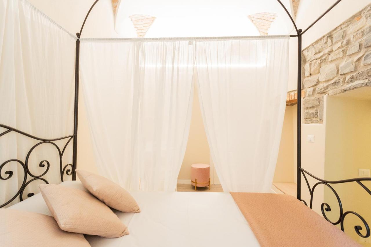 Romantic Escape City Centre With Jacuzzi & Parking By Rent All Комо Екстер'єр фото
