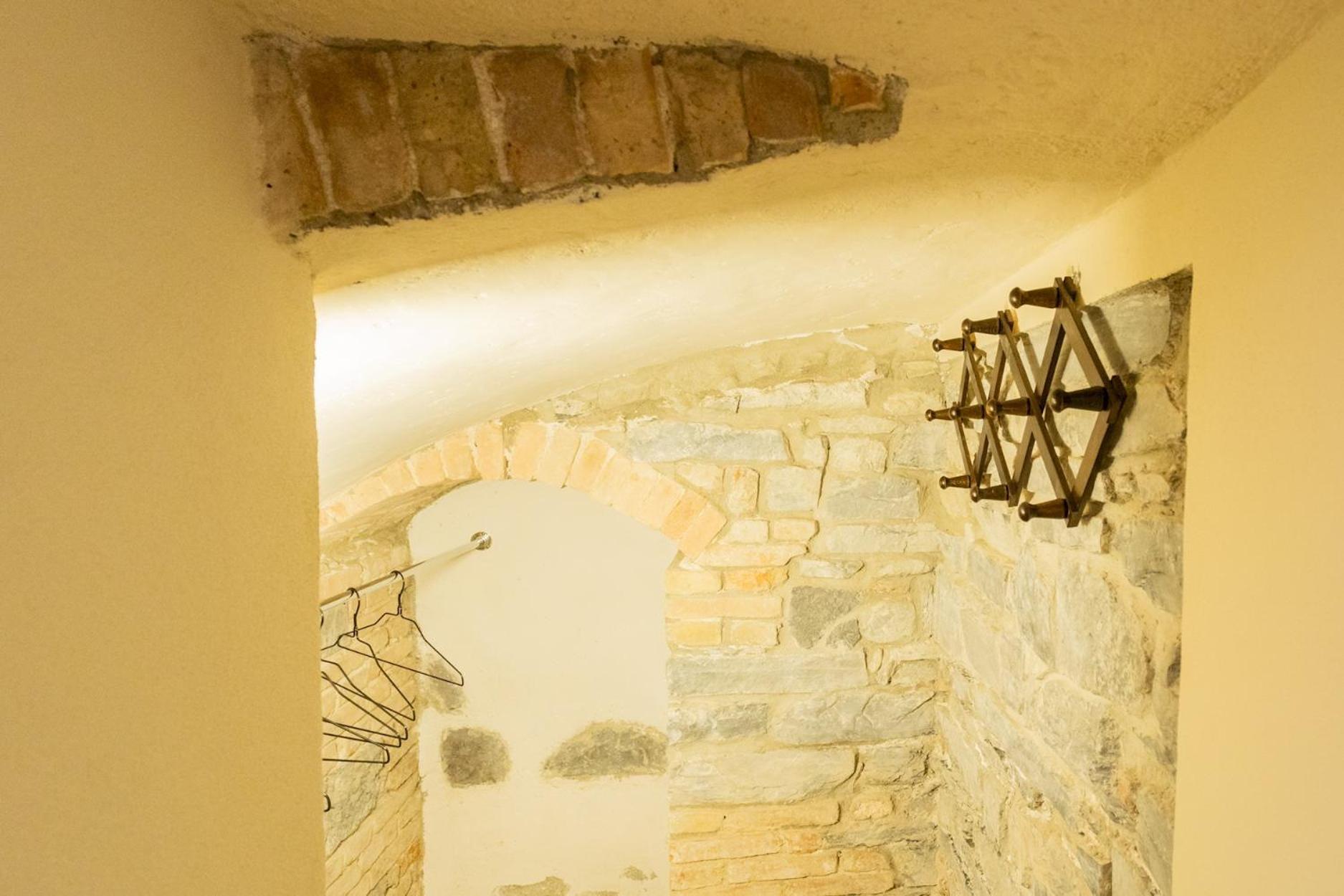 Romantic Escape City Centre With Jacuzzi & Parking By Rent All Комо Екстер'єр фото