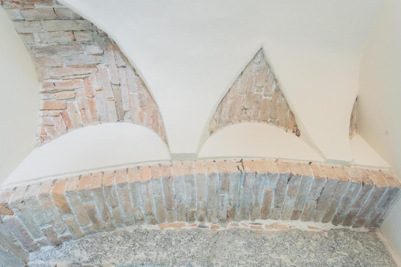 Romantic Escape City Centre With Jacuzzi & Parking By Rent All Комо Екстер'єр фото