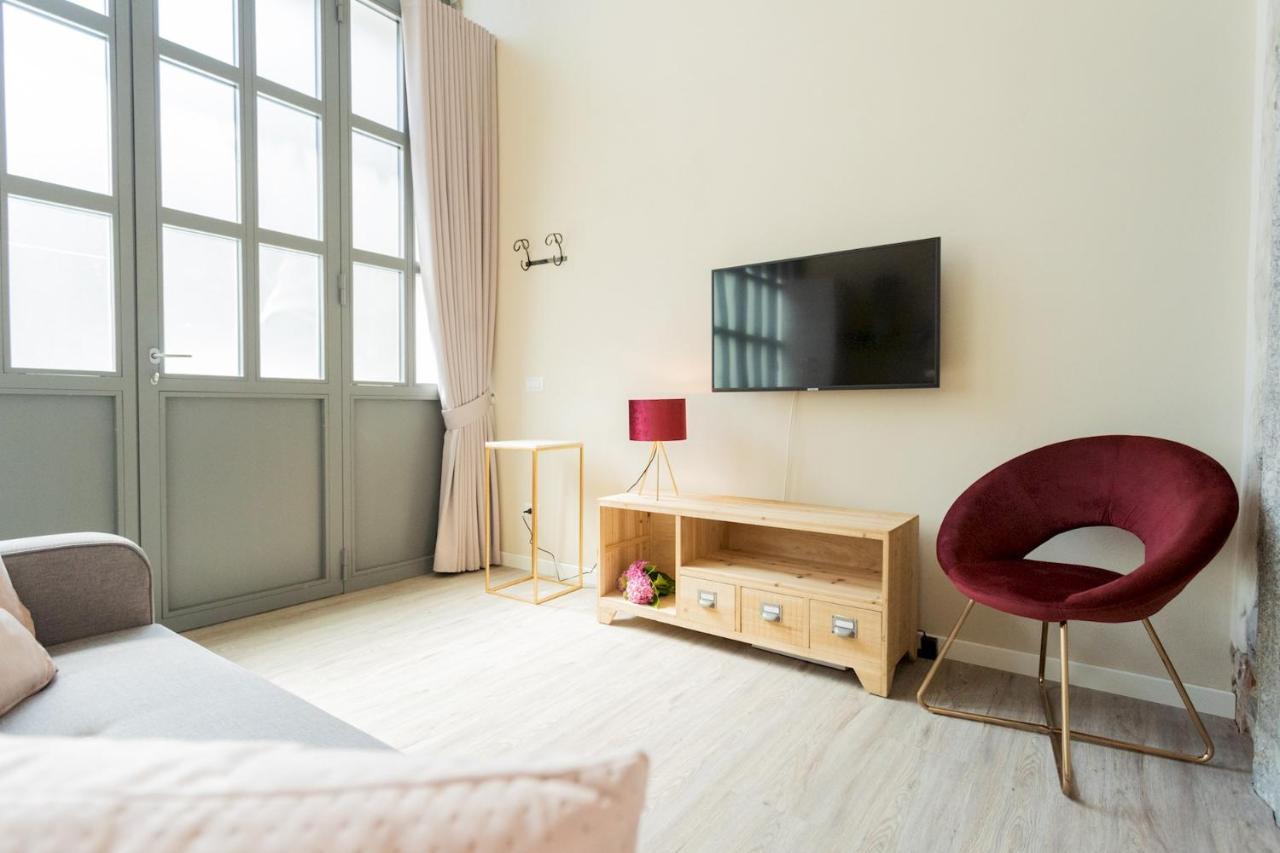 Romantic Escape City Centre With Jacuzzi & Parking By Rent All Комо Екстер'єр фото